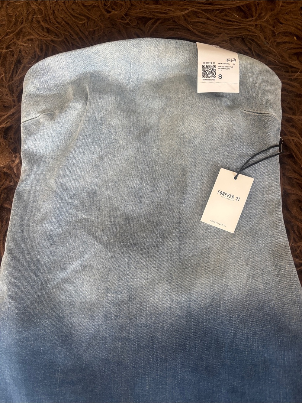 Forever 21 Light-to-Dark Blue Ombre Strapless Denim Dress. Small. NWT. - Picture 3 of 4